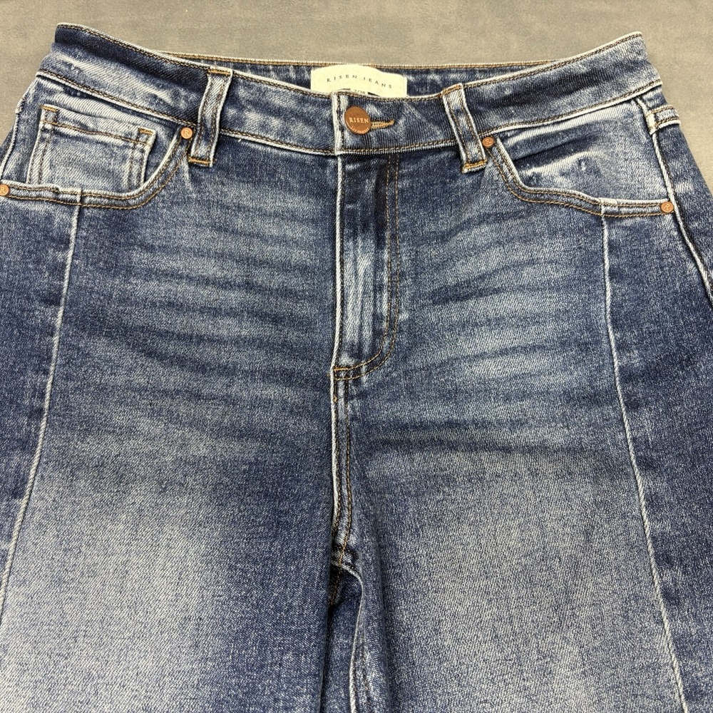 Risen Size 7/28 High-Rise Crop Wide Front and Back Sort Step Hem Dark Wash - Picture 3 of 11